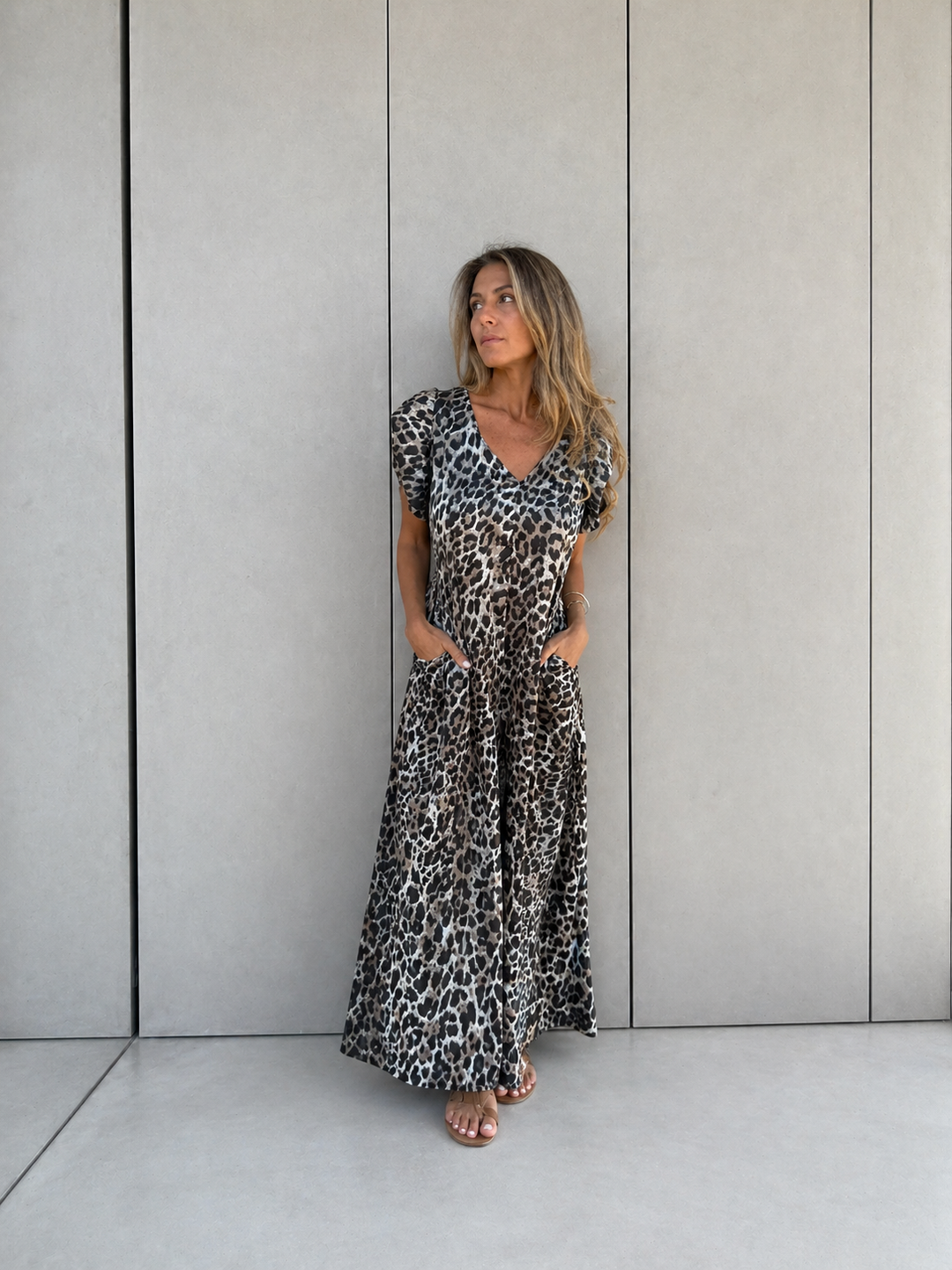 CASSANDRA™ - Trendy V-Neck Jumpsuit