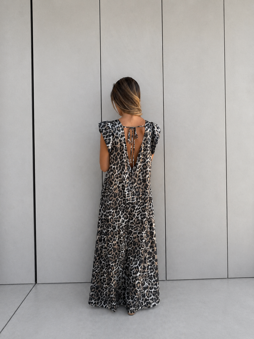 CASSANDRA™ - Trendy V-Neck Jumpsuit