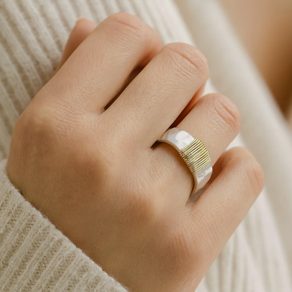 Emilia – Ring