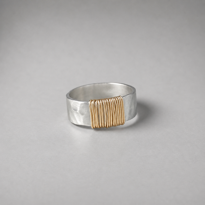 Emilia – Ring