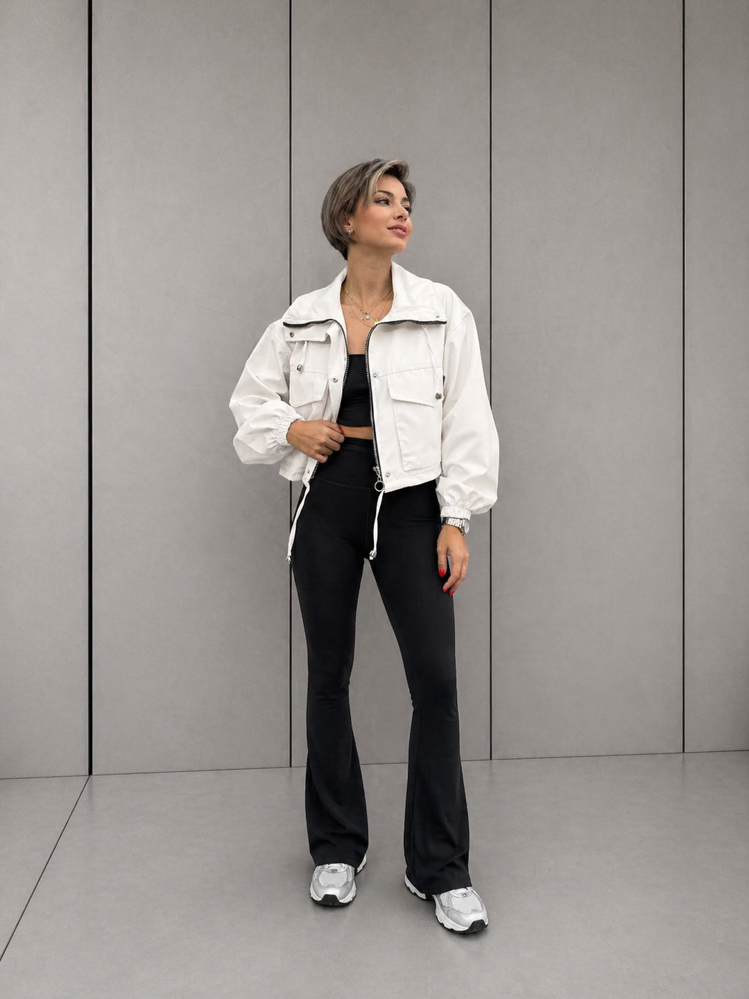 REYNA™ – Solid Zip-Up Crop Jacket