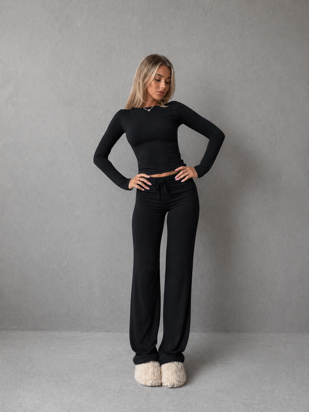 CECILY™ – Slim Fit Long Sleeve Crop Tee & Pants Matching Set