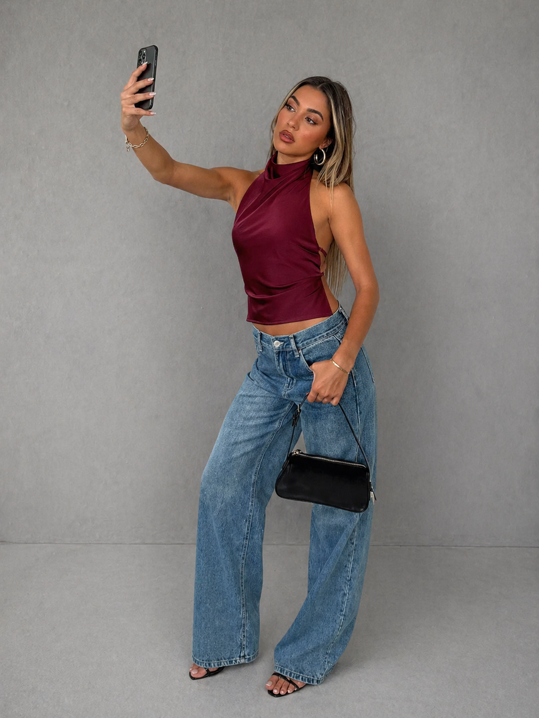 CHINIE™ – Chic Sleeveless Halter Neck Blouse