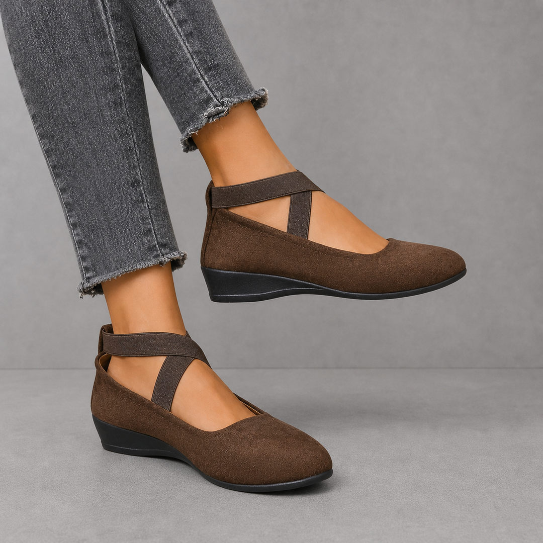 VERA™ – Breathable Wedge Slip-On Closed Shoes