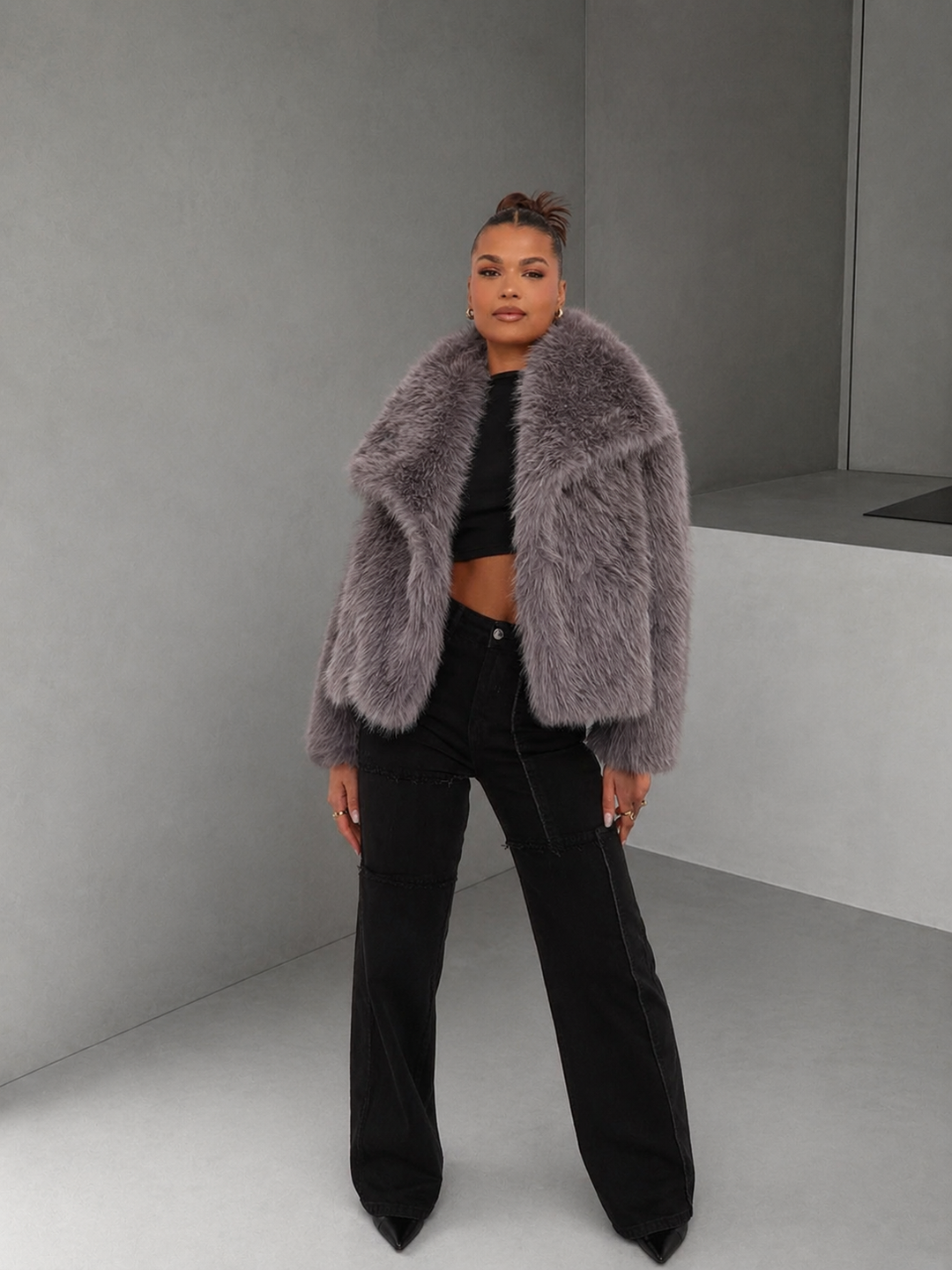 VICTORIA™ - Trendy Oversized Collar Detail Cropped Winter Jacket