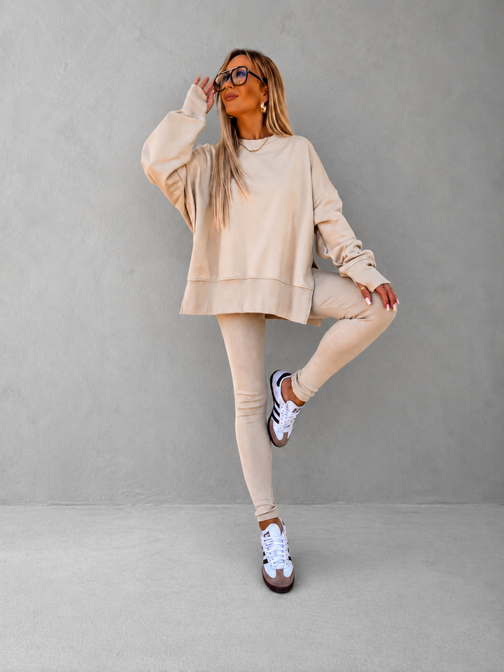 YACHI - Casual Long Sleeve Sweatshirt and Pants Set