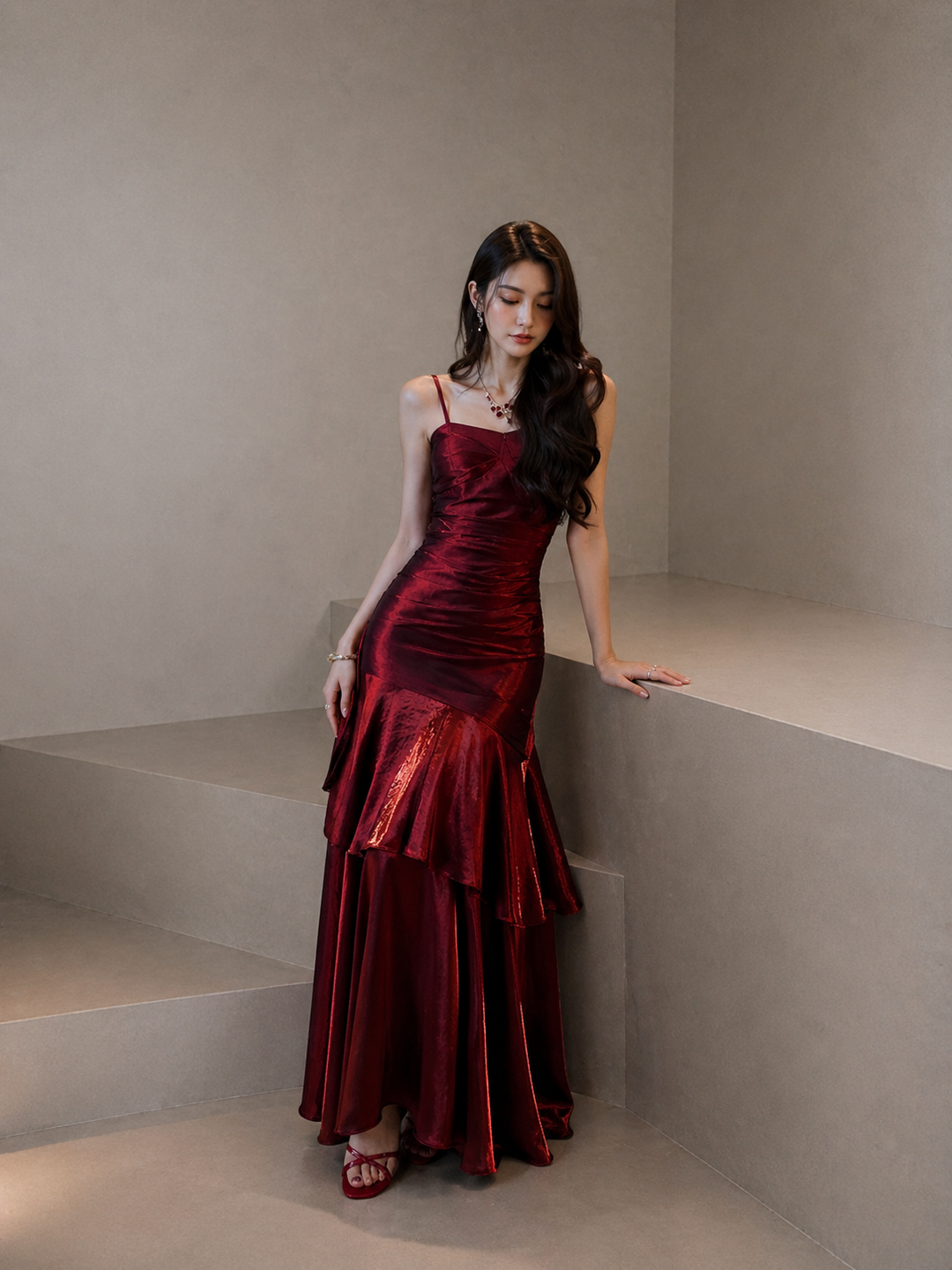 VIANNE™ - Glamorous Ruffled Maxi Dress