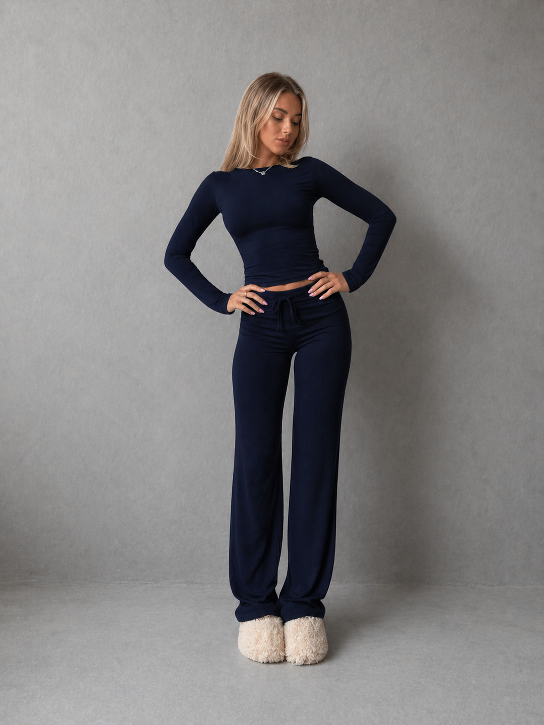 CECILY™ – Slim Fit Long Sleeve Crop Tee & Pants Matching Set