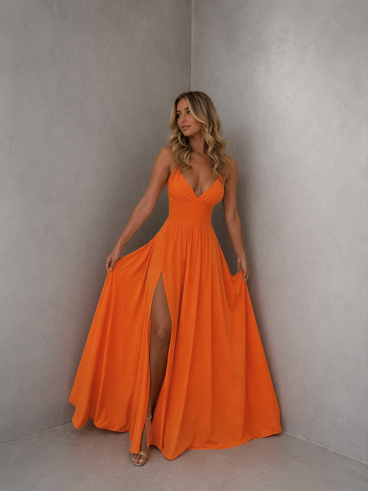 ROXANNE™ – Sleek Spaghetti Strap Slit Maxi Dress