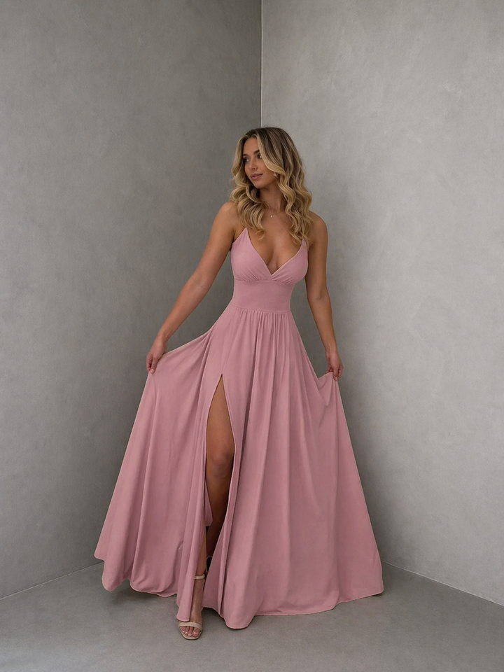 ROXANNE™ – Sleek Spaghetti Strap Slit Maxi Dress