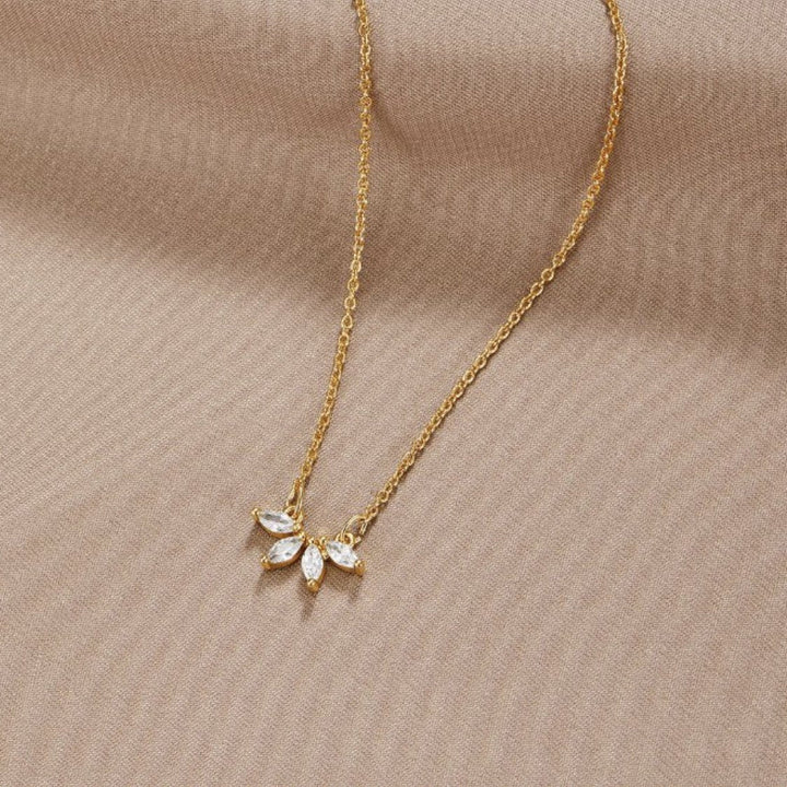 Stela – Necklace